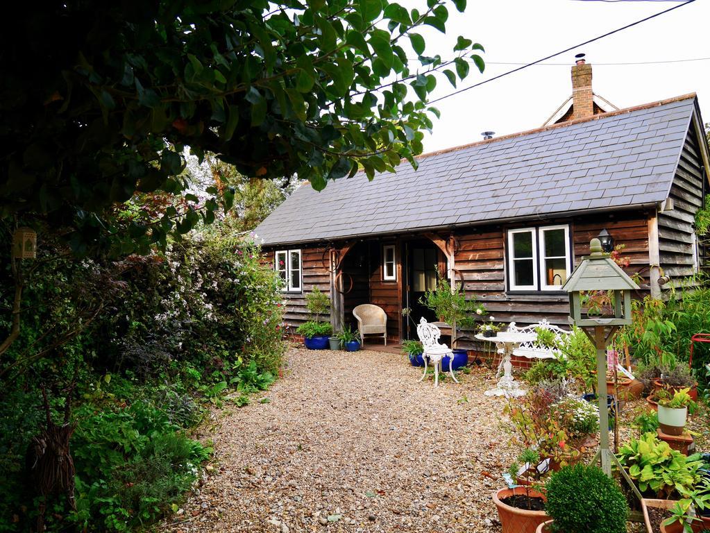 Wayside Cottage บิวลี ภายนอก รูปภาพ