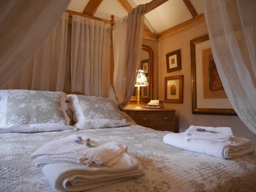 Wayside Cottage บิวลี ภายนอก รูปภาพ